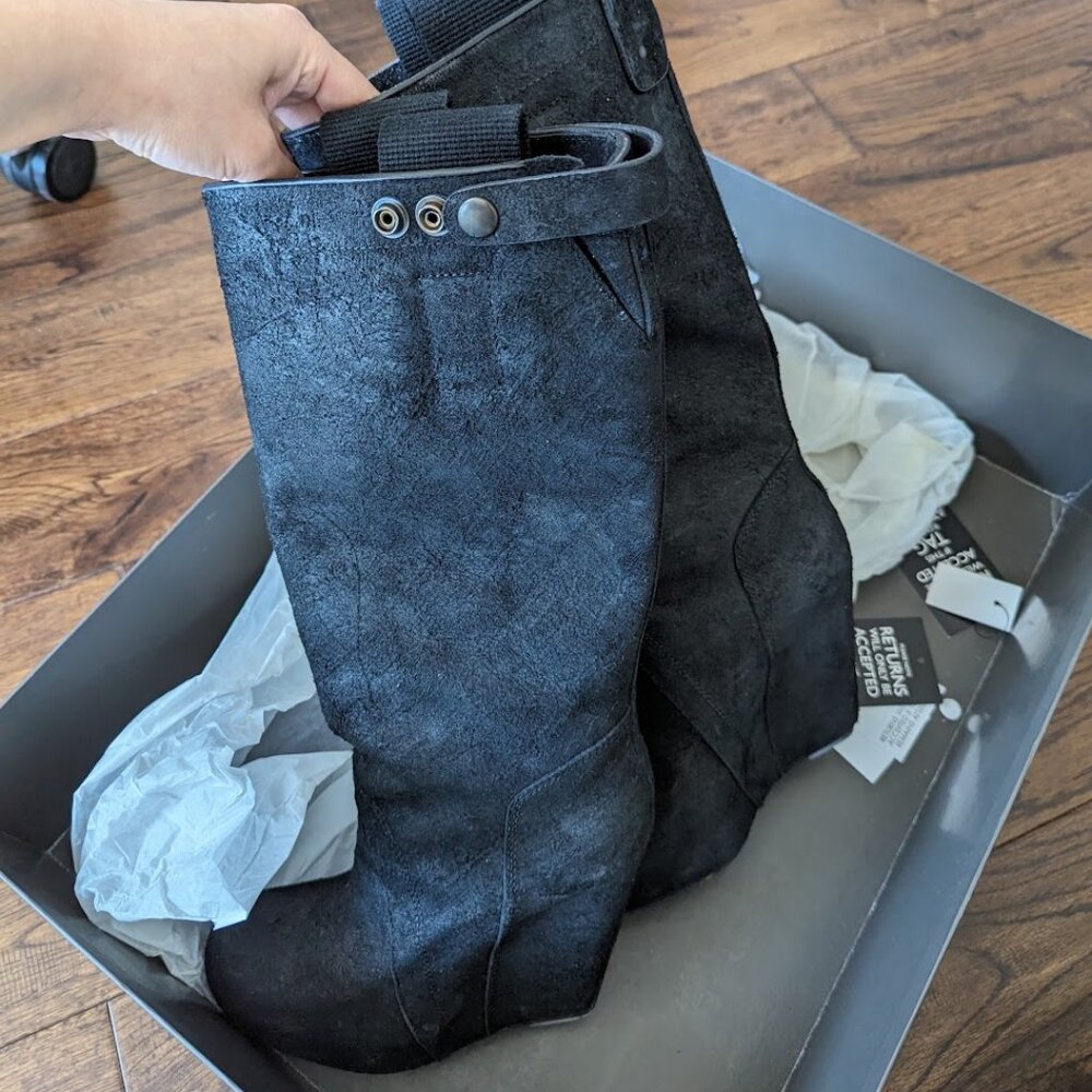 Rick Owens womens black pull on suede/leather wedge boots size 37
